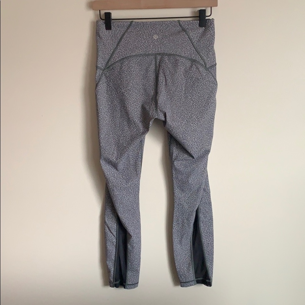 Lululemon Train Times 7/8 Leggings 25” - Picture 7 of 9